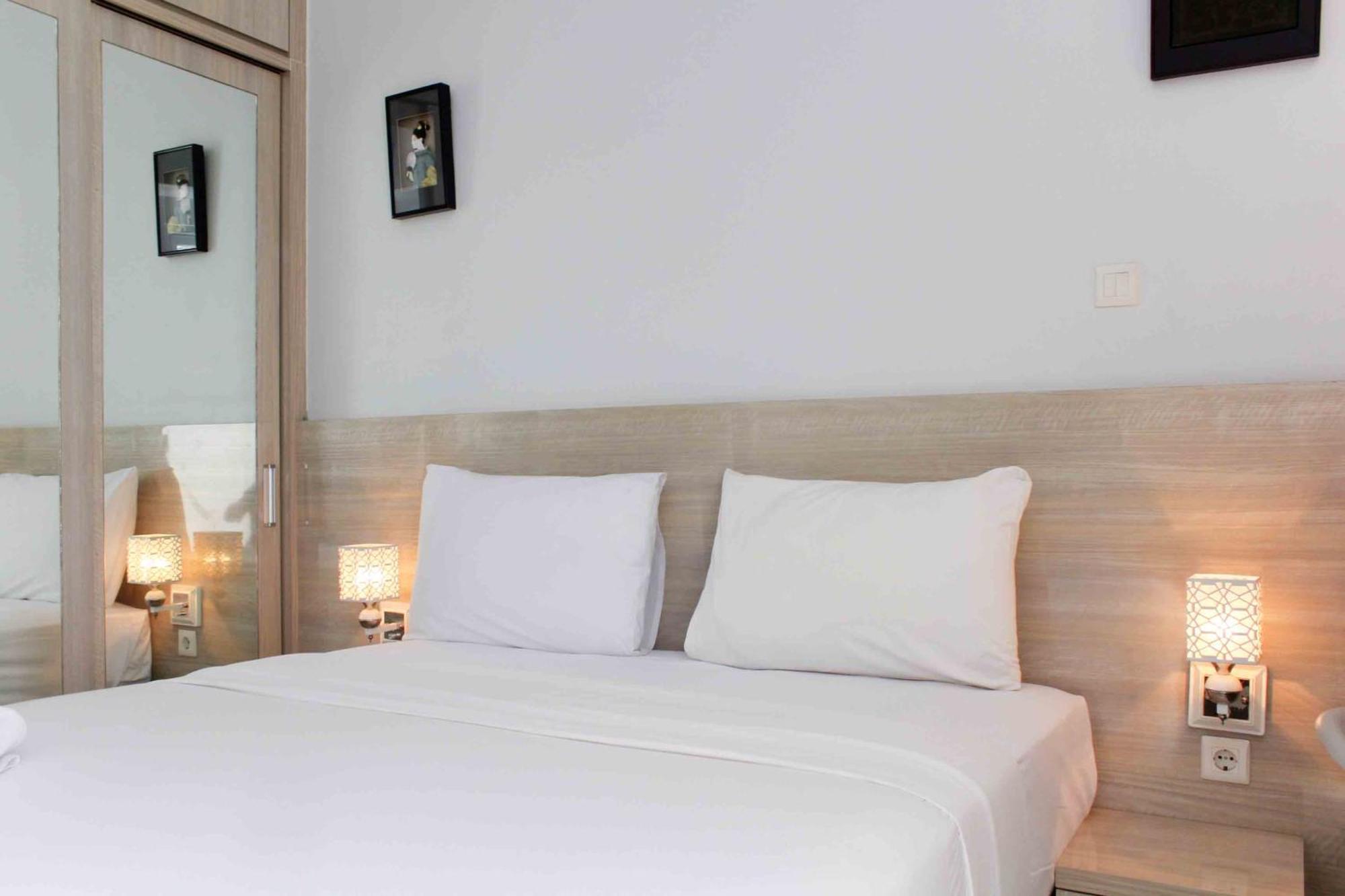 Comfy And Minimalist At Mustika Golf By Travelio Apartemen Bekasi